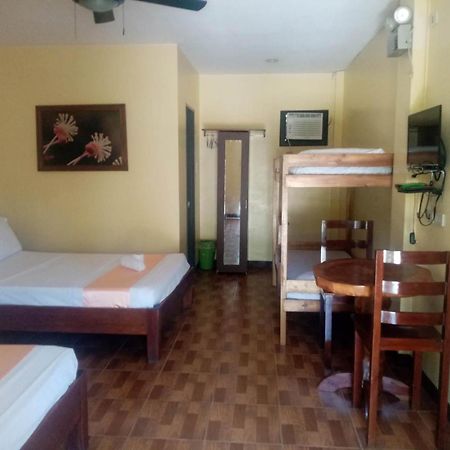 มิเชล เพนชั่น Hotel Puerto Princesa ภายนอก รูปภาพ