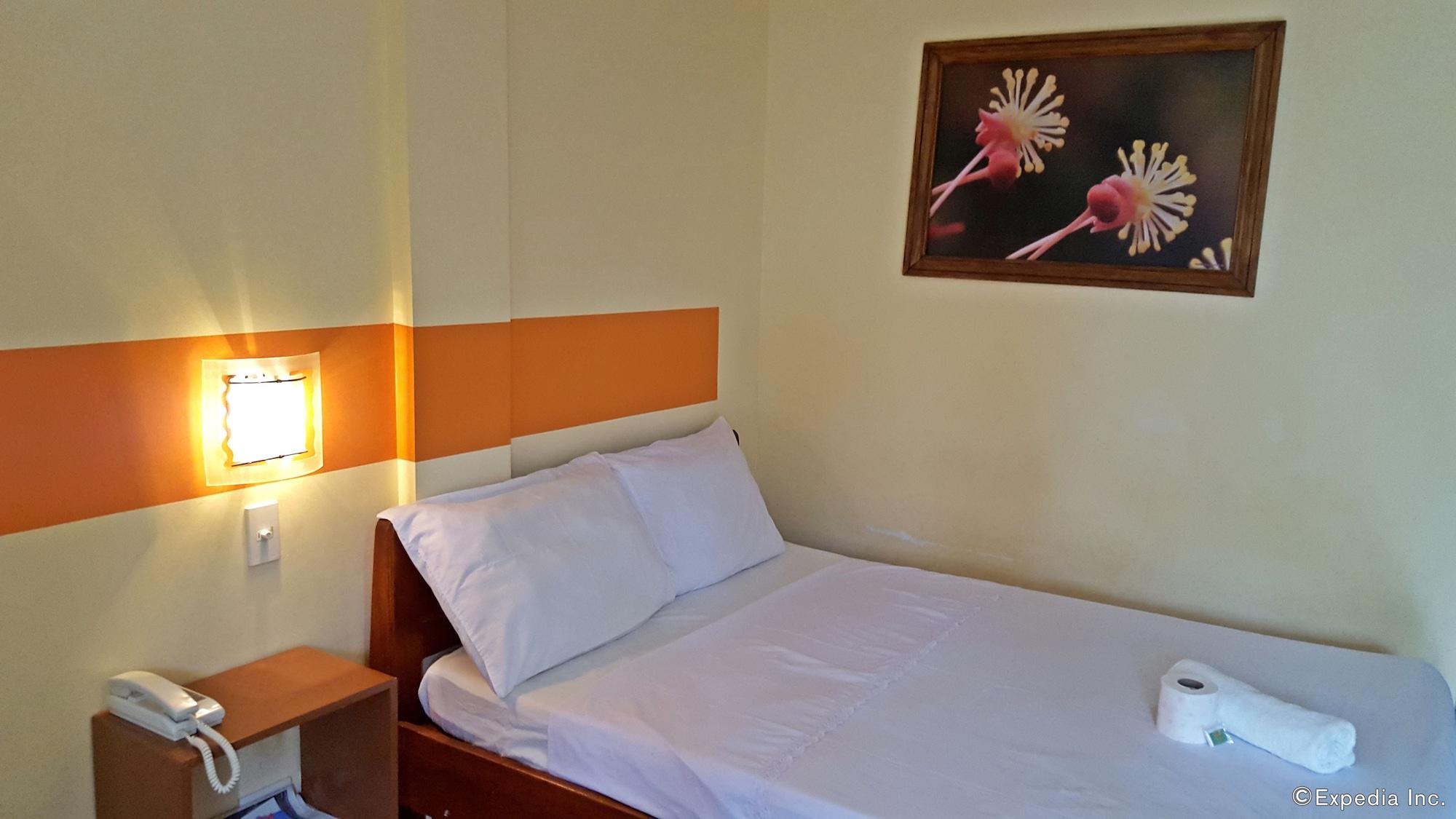 มิเชล เพนชั่น Hotel Puerto Princesa ภายนอก รูปภาพ